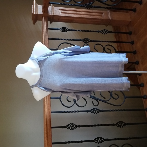 Umgee cold shoulder top - Picture 1 of 6